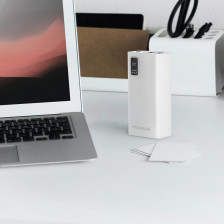 Повербанк Titanum 728S 30000 mAh White фото 2