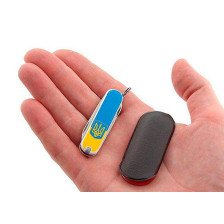 Нож Victorinox Classic SD Ukraine (0.6223.7R3) фото 2