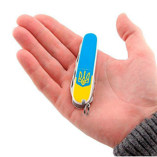 Нож Victorinox Climber Ukraine (1.3703.7R3) фото 3